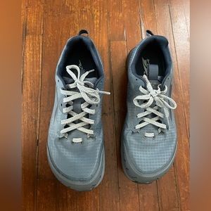 Altar Lone Peak 6 Women’s 9.5 - Blue